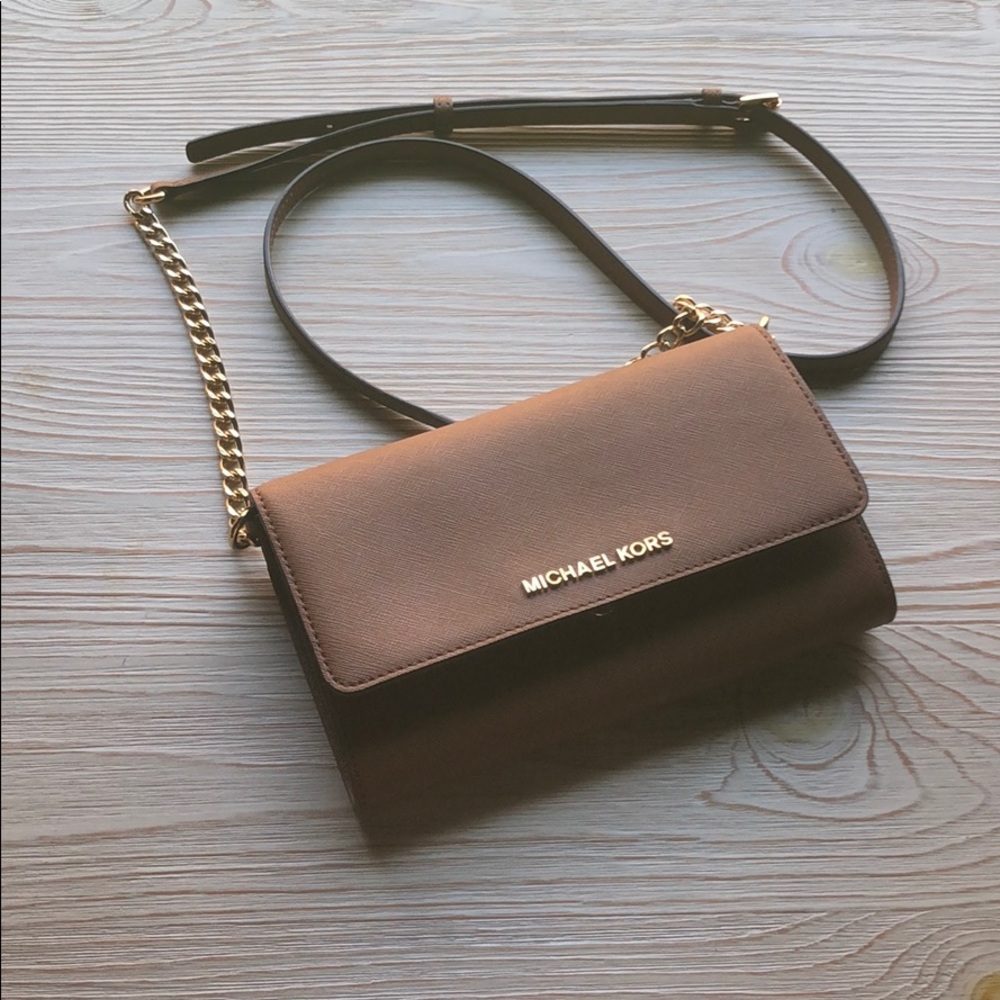 Micheal Kors Crossbody Purse